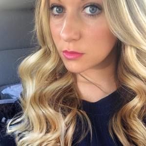 Meet your Posher, Stefanie